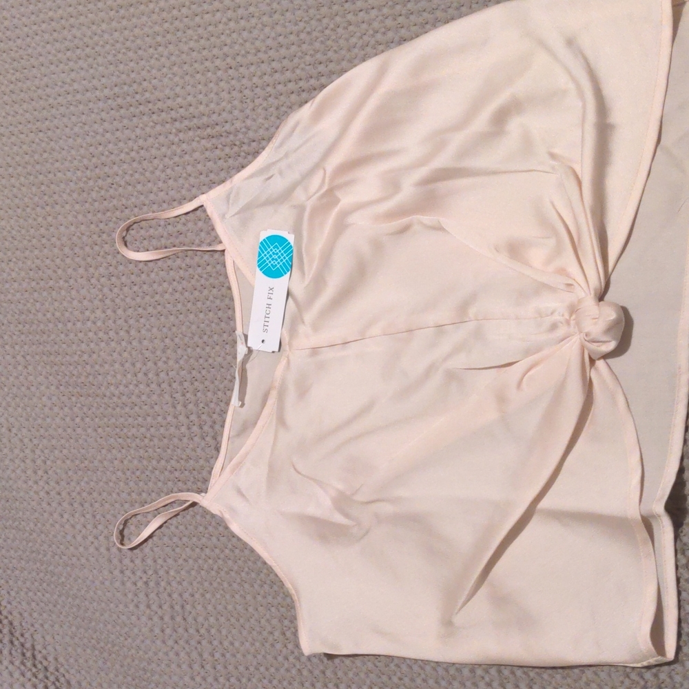Lush knot front crop cami